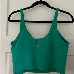 Lulu align top